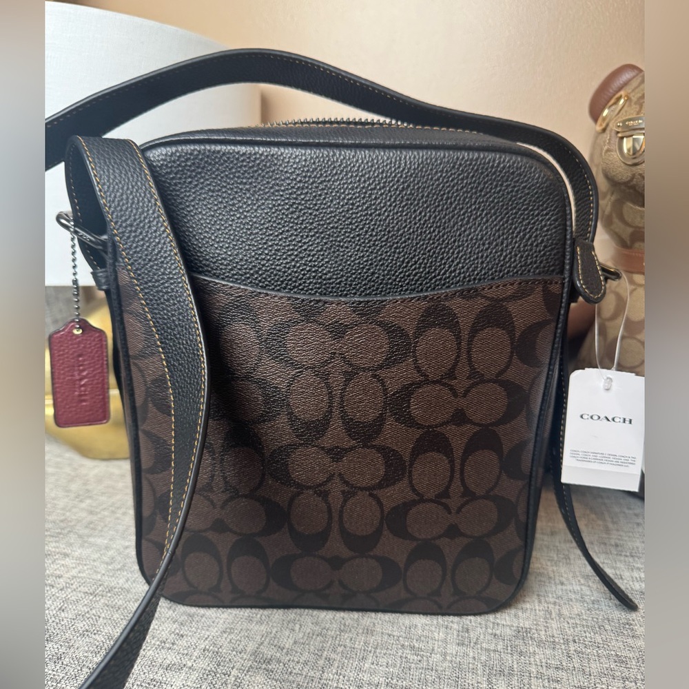$179 COACH MEN’S HUDSON Crossbody 21 Bag In Signature Varsity Stripe - Picture 3 of 7